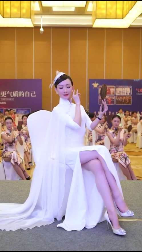 如图片无法显示,请刷新页面